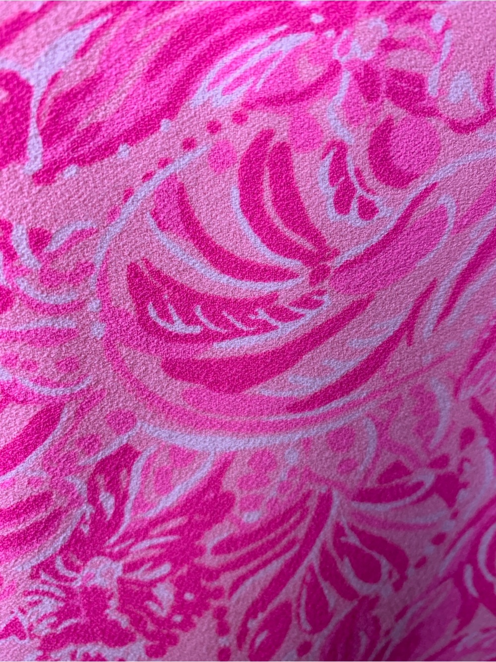 Lilly Pulitzer Hot Pink Floral Sleeveless Tank with White Scallop Trim - Picture 4 of 7